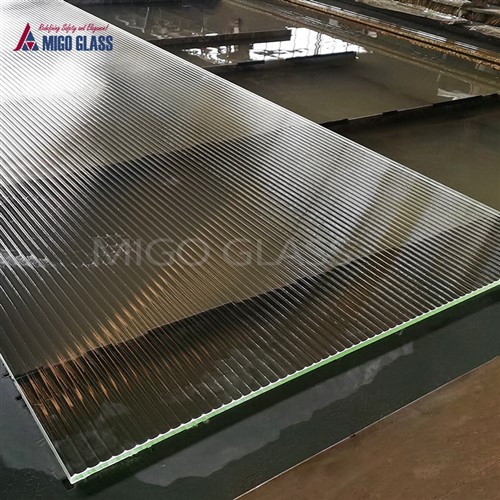 ঝরনা দরজা বাঁশি গ্লাস